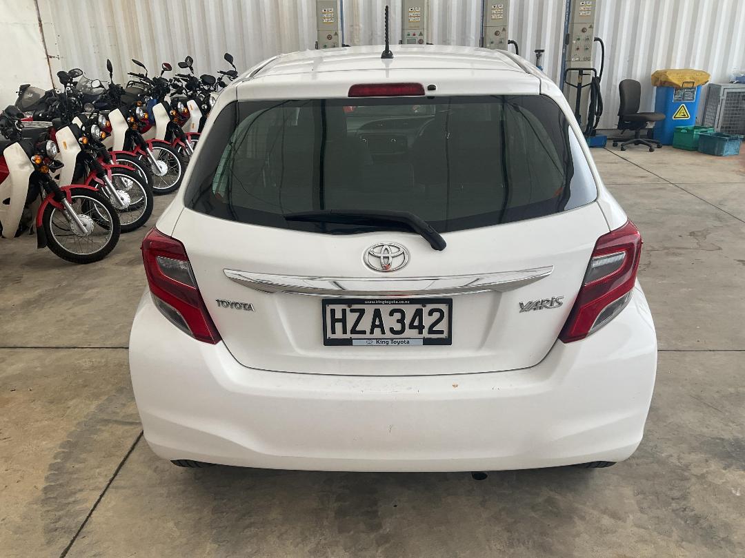 Photo '5' of Toyota Yaris GX Photo '5' of Toyota Yaris GX