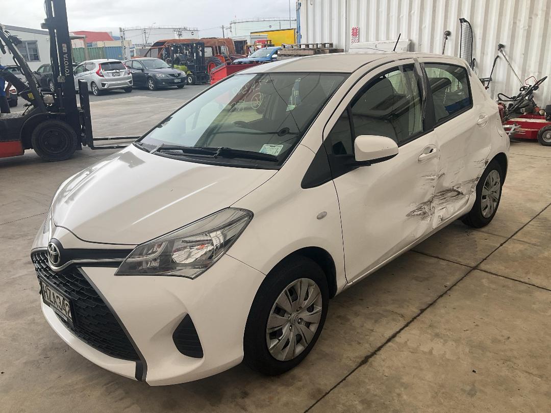 Photo '3' of Toyota Yaris GX Photo '3' of Toyota Yaris GX