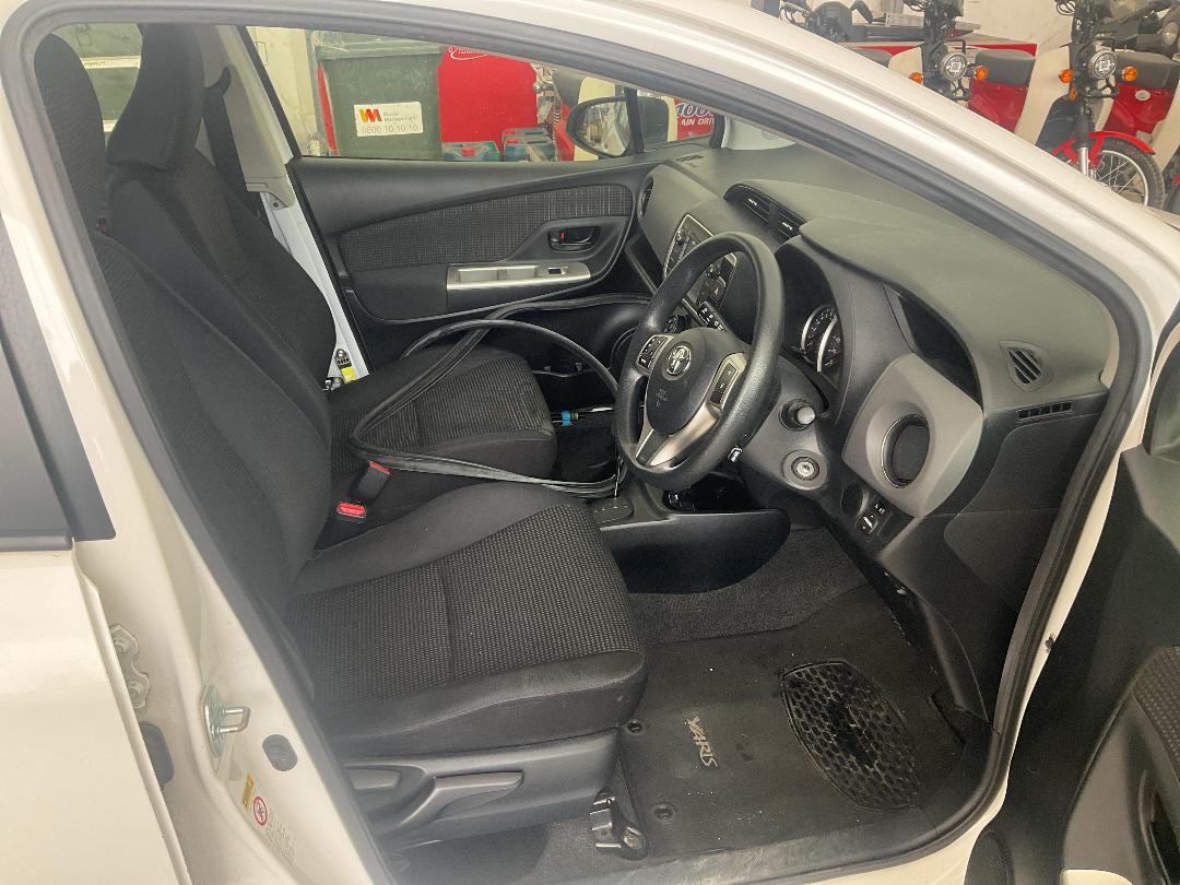 Photo '9' of Toyota Yaris GX Photo '9' of Toyota Yaris GX