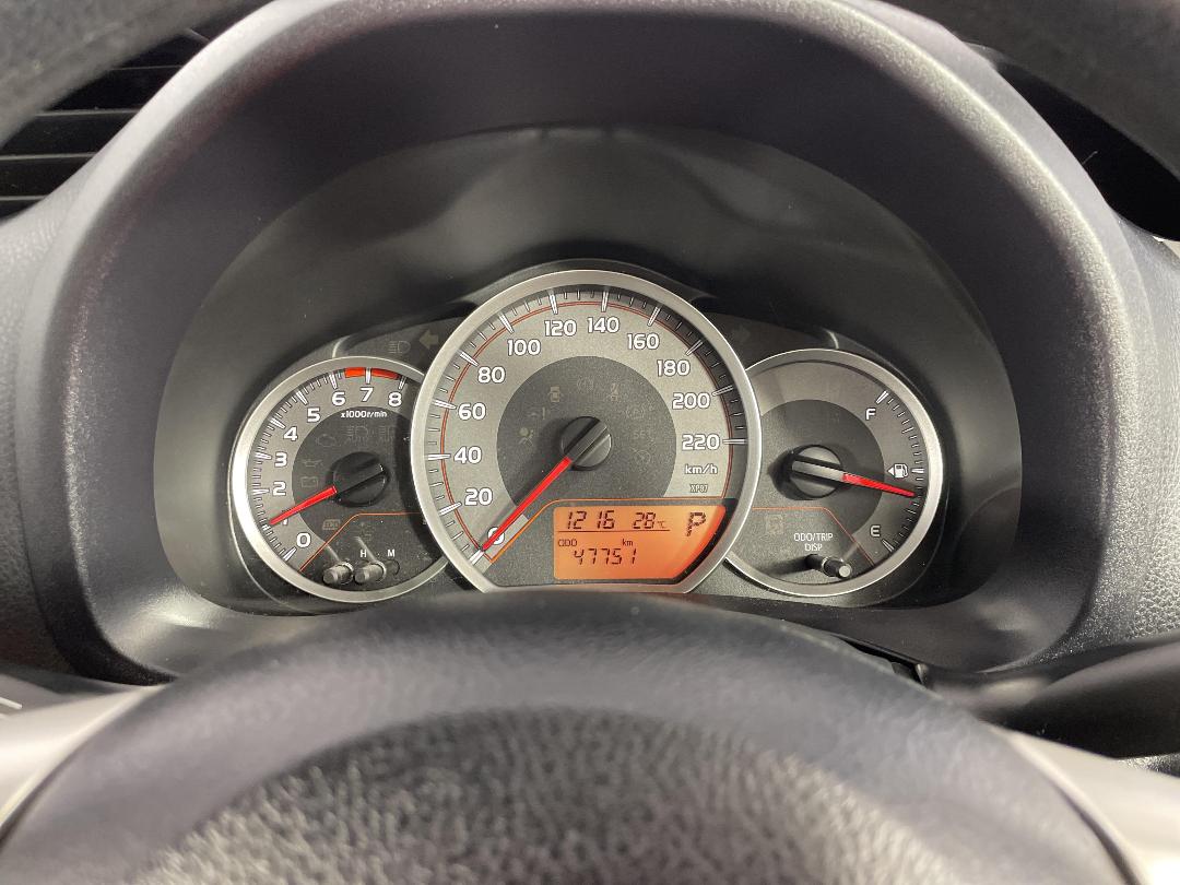 Photo '21' of Toyota Yaris