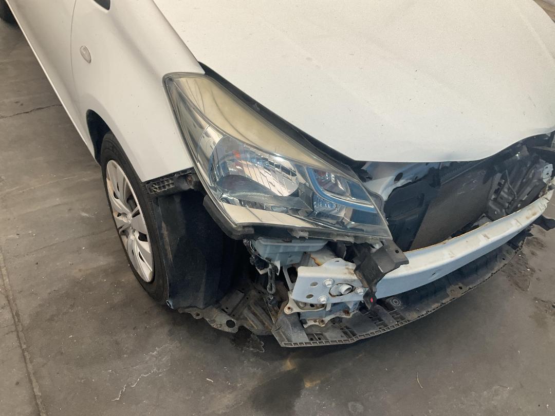 Photo '3' of Toyota Yaris GX