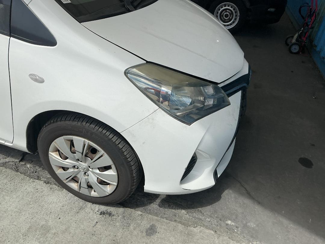 Photo '4' of Toyota Yaris GX