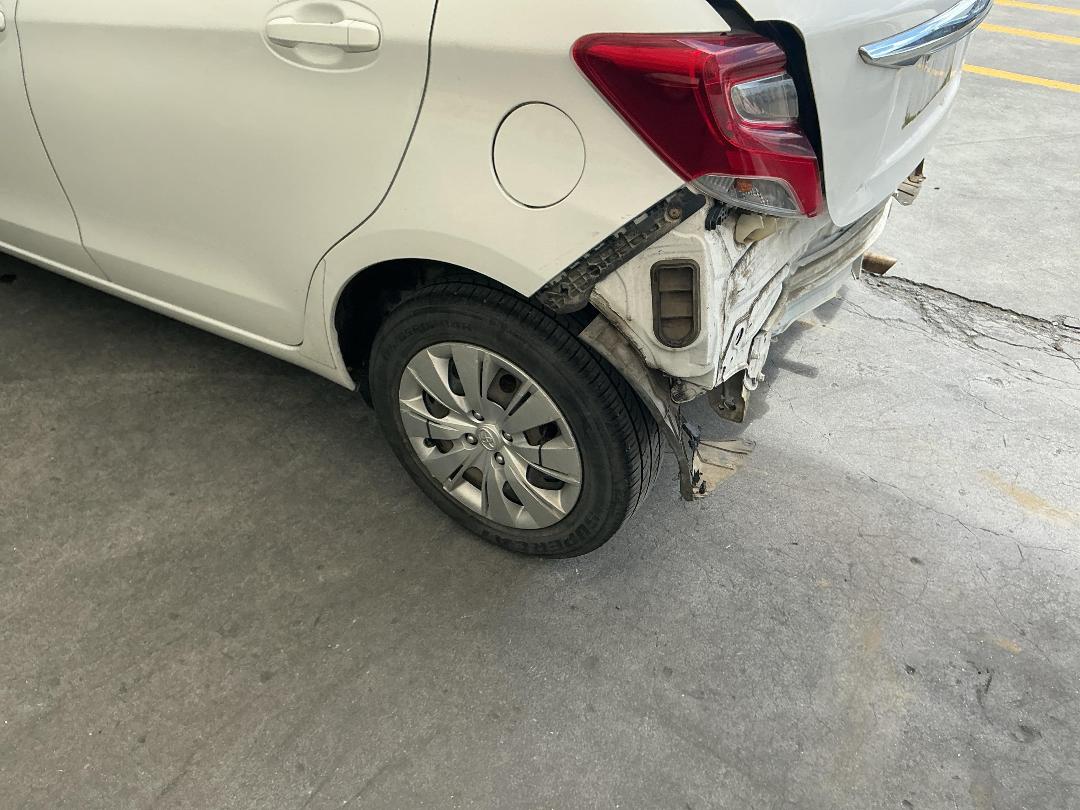 Photo '10' of Toyota Yaris GX