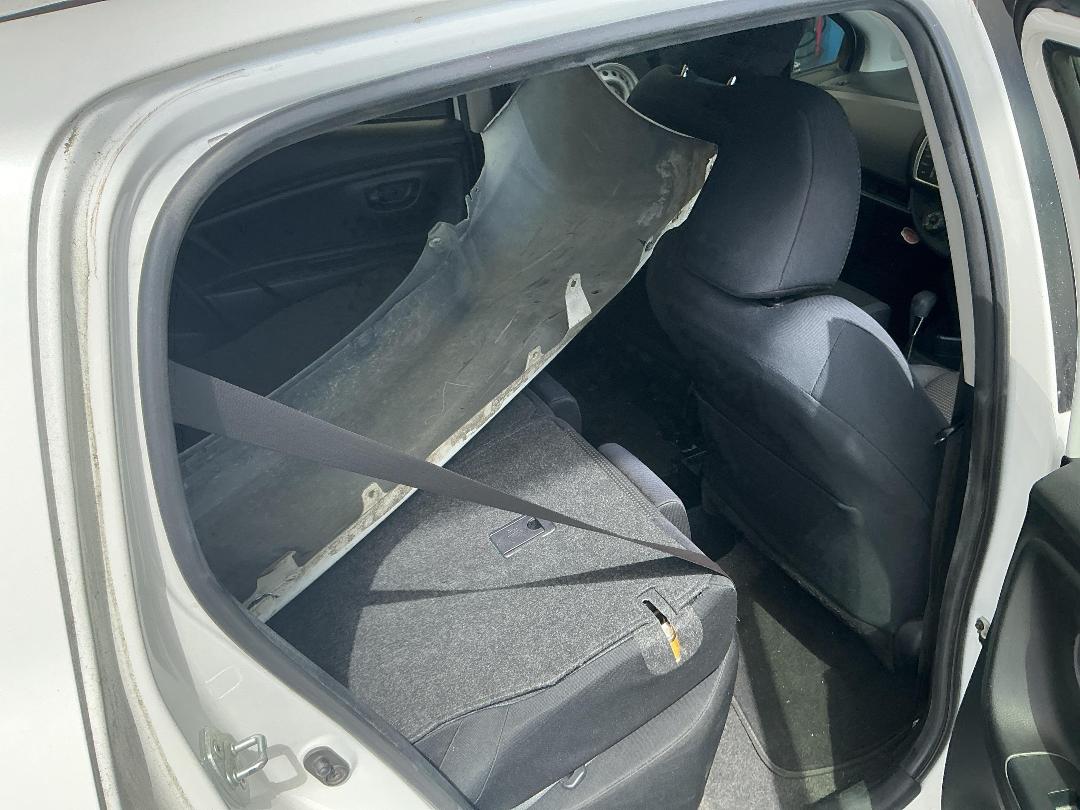 Photo '23' of Toyota Yaris GX