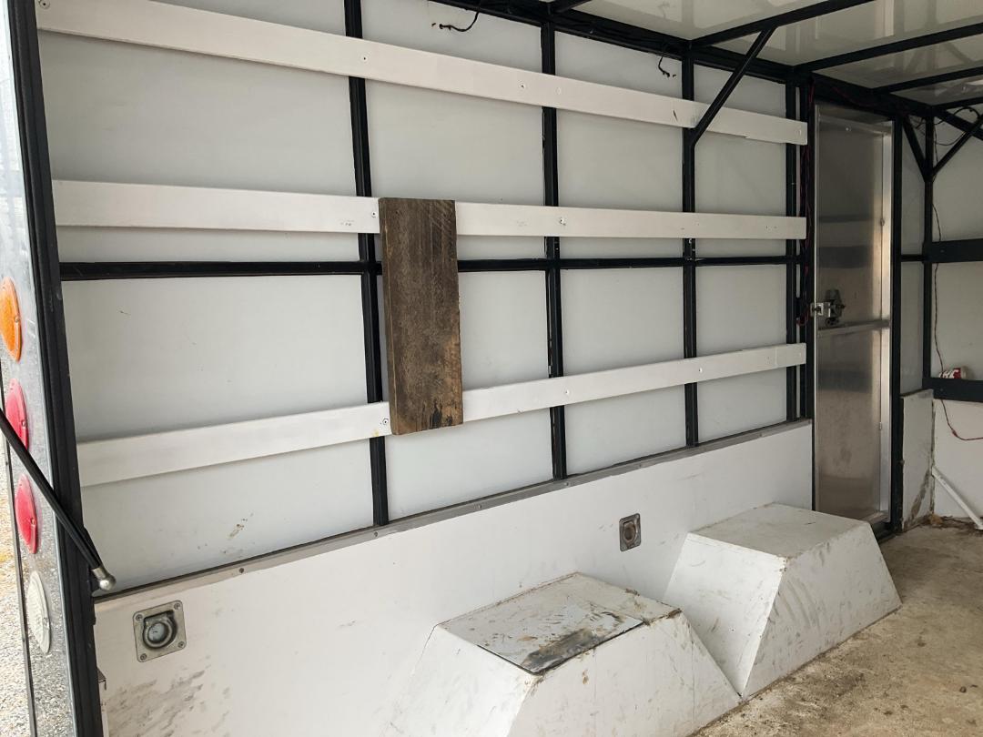 Used Trailer Domestic 2015 Turners Trucks & Machinery for Sale