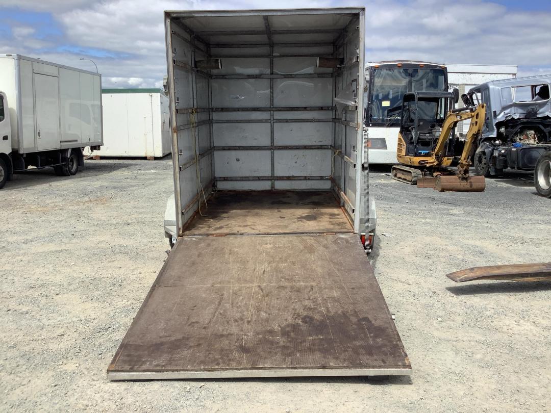 Used Trailer Goods 2015 Turners Trucks & Machinery for Sale