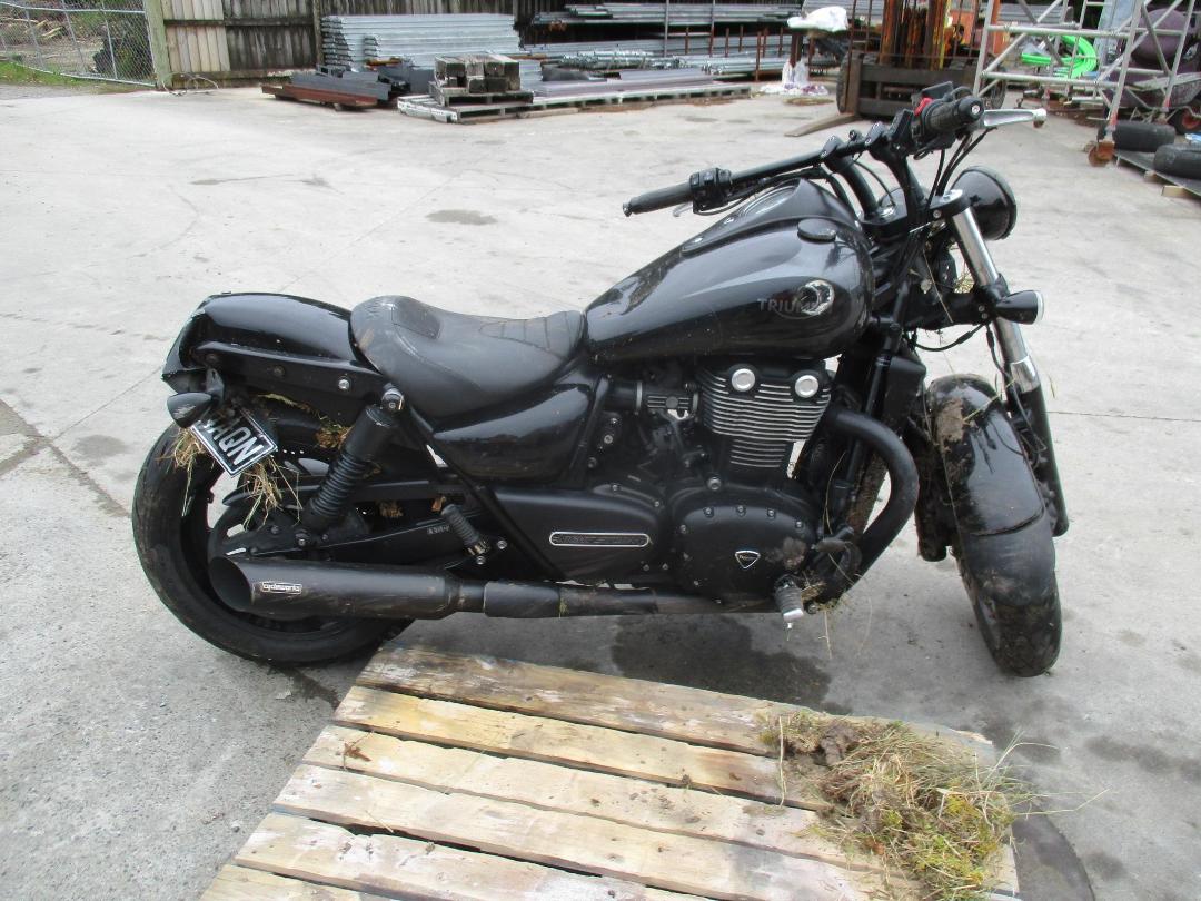 Photo '6' of Triumph THUNDERBIRD NIGHTSTORM BKX Photo '6' of Triumph THUNDERBIRD NIGHTSTORM BKX