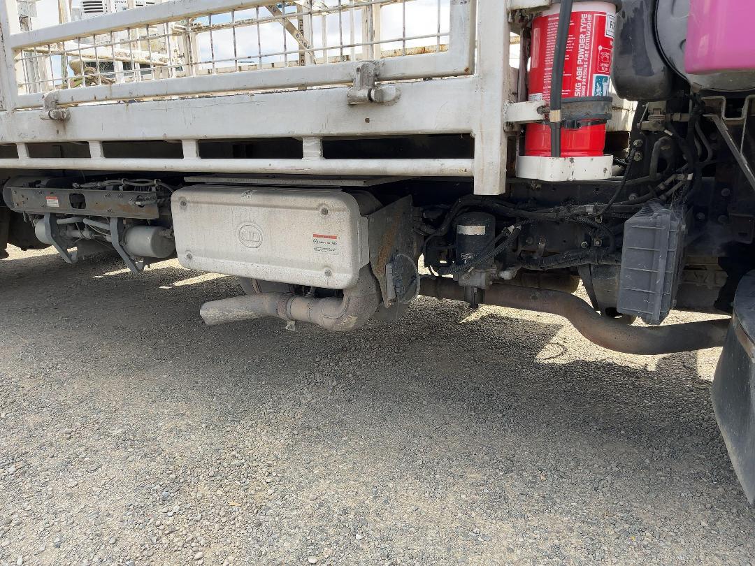 Photo '24' of UD Trucks MK11250 Gas Bottle Truck Photo '24' of UD Trucks MK11250 Gas Bottle Truck