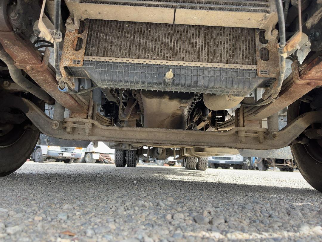 Photo '29' of UD Trucks MK11250 Gas Bottle Truck Photo '29' of UD Trucks MK11250 Gas Bottle Truck