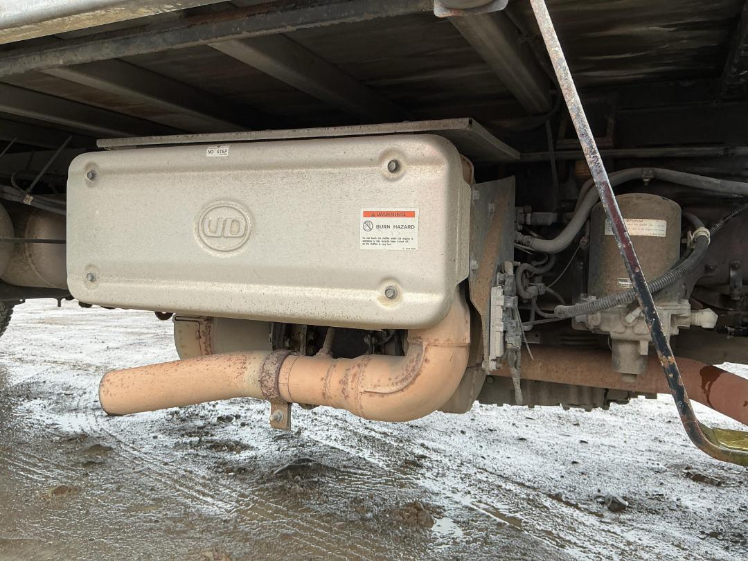 Photo '26' of UD Trucks PK17280 Curtainsider Photo '26' of UD Trucks PK17280 Curtainsider