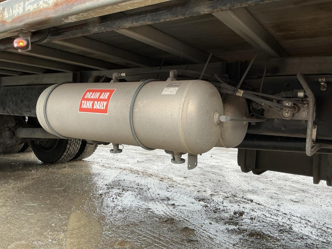 Photo '27' of UD Trucks PK17280 Curtainsider Photo '27' of UD Trucks PK17280 Curtainsider