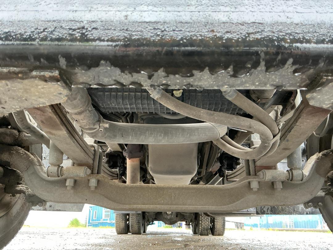 Photo '32' of UD Trucks PK17280 Curtainsider Photo '32' of UD Trucks PK17280 Curtainsider