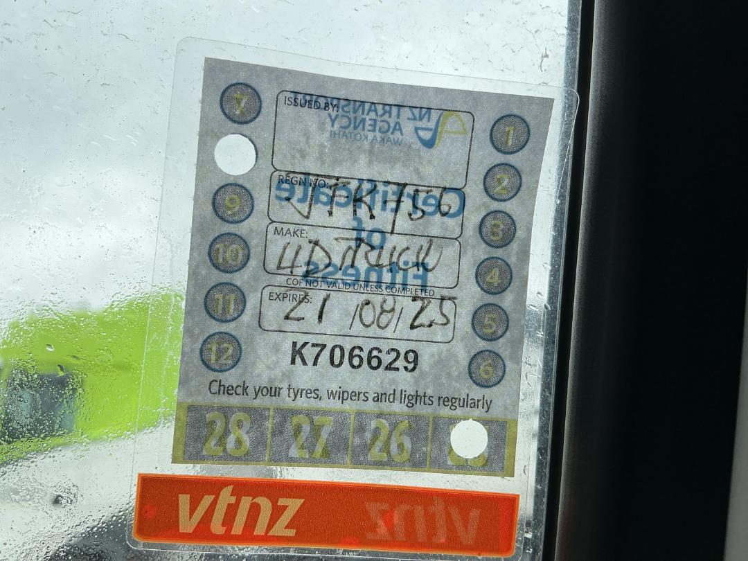 Photo '46' of UD Trucks PK17280 Curtainsider Photo '46' of UD Trucks PK17280 Curtainsider