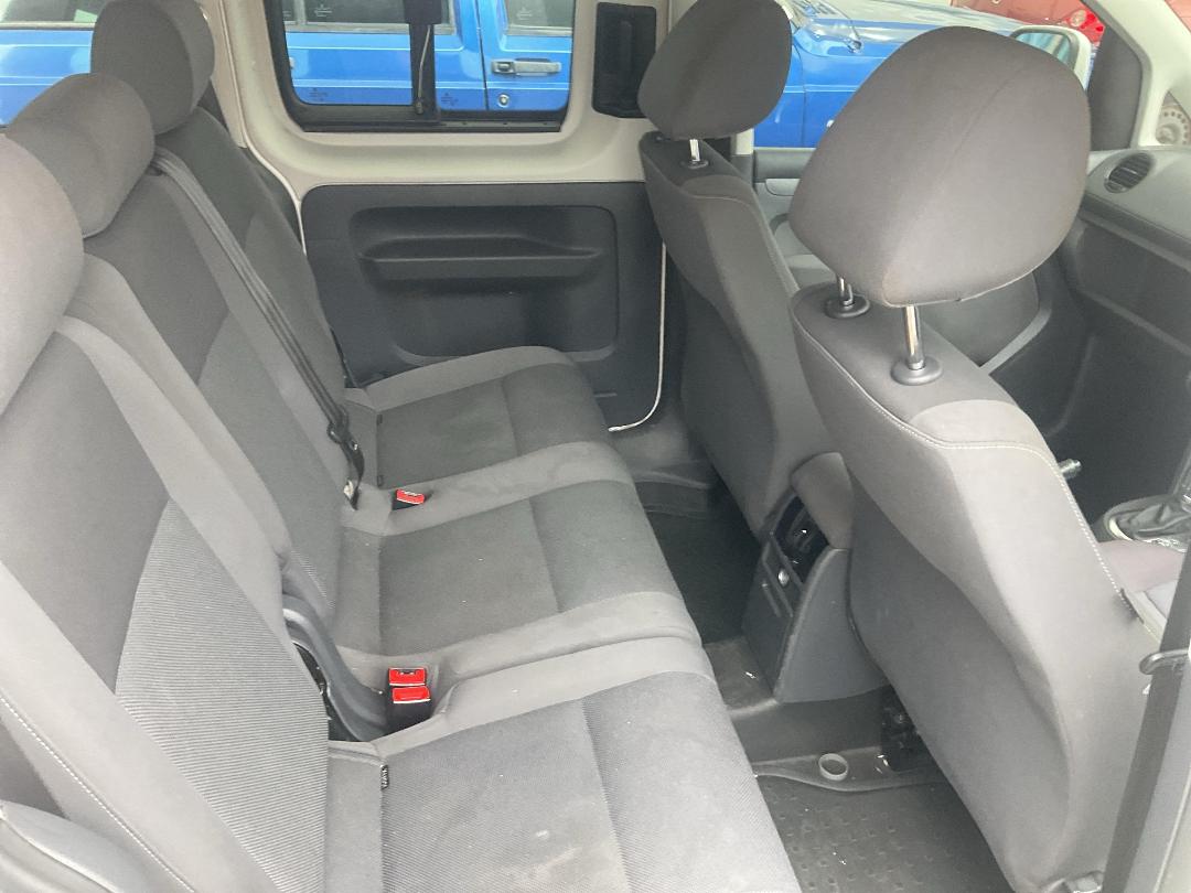 Photo '24' of Volkswagen Caddy Maxi Life Photo '24' of Volkswagen Caddy Maxi Life