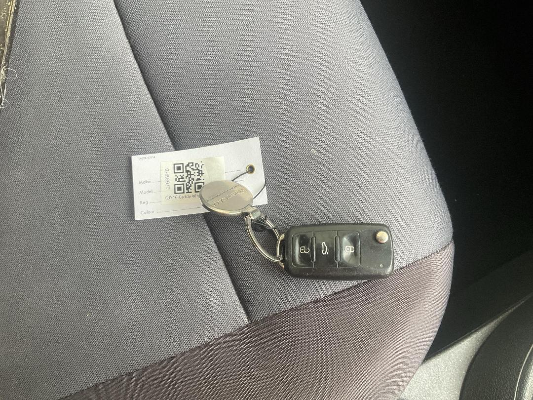 Photo '21' of Volkswagen Caddy Maxi Life Photo '21' of Volkswagen Caddy Maxi Life