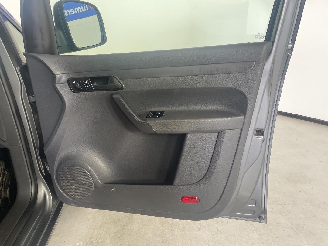 Photo '15' of Volkswagen Caddy