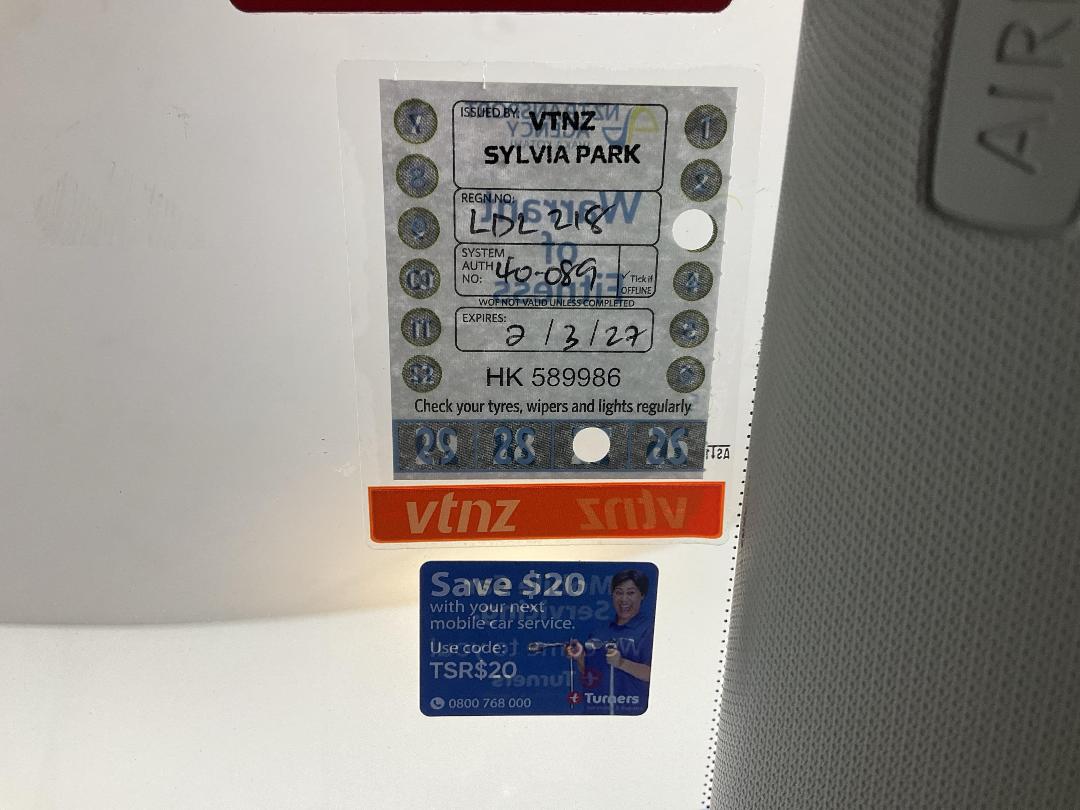 Photo '23' of Volkswagen Cross Polo Photo '23' of Volkswagen Cross Polo