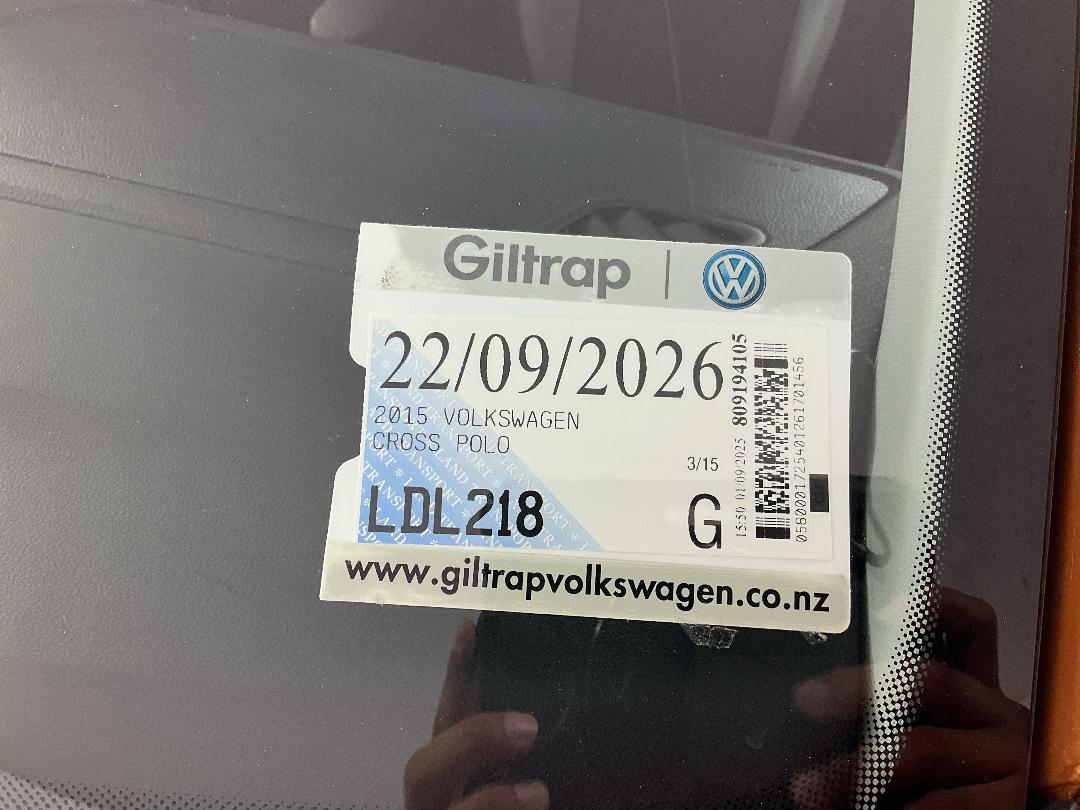 Photo '25' of Volkswagen Cross Polo Photo '25' of Volkswagen Cross Polo