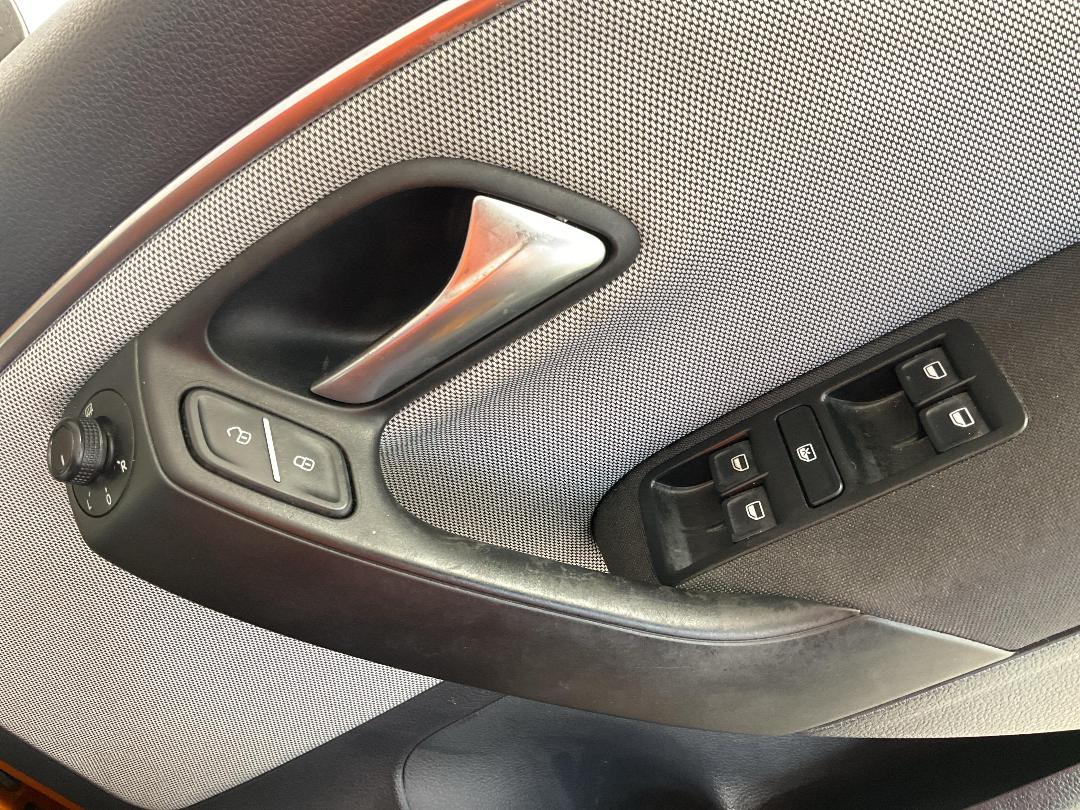 Photo '29' of Volkswagen Cross Polo Photo '29' of Volkswagen Cross Polo