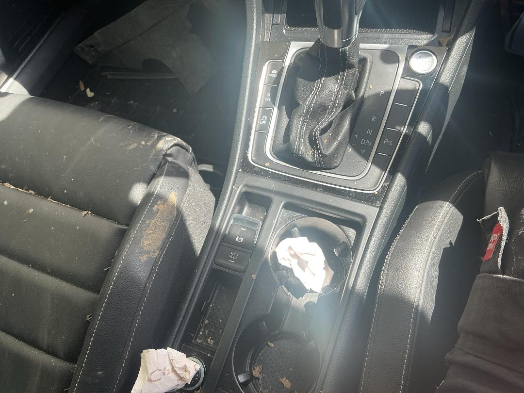 Photo '20' of Volkswagen Golf R Photo '20' of Volkswagen Golf R