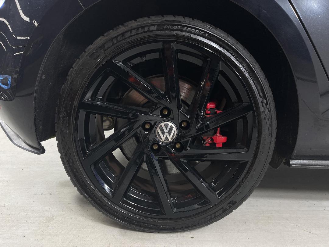 Photo '12' of Volkswagen Golf Photo '12' of Volkswagen Golf