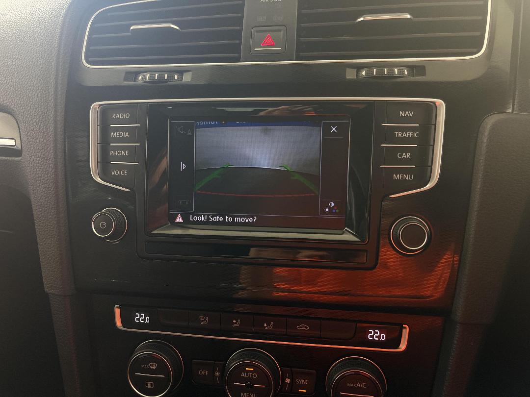 Photo '25' of Volkswagen Golf Photo '25' of Volkswagen Golf