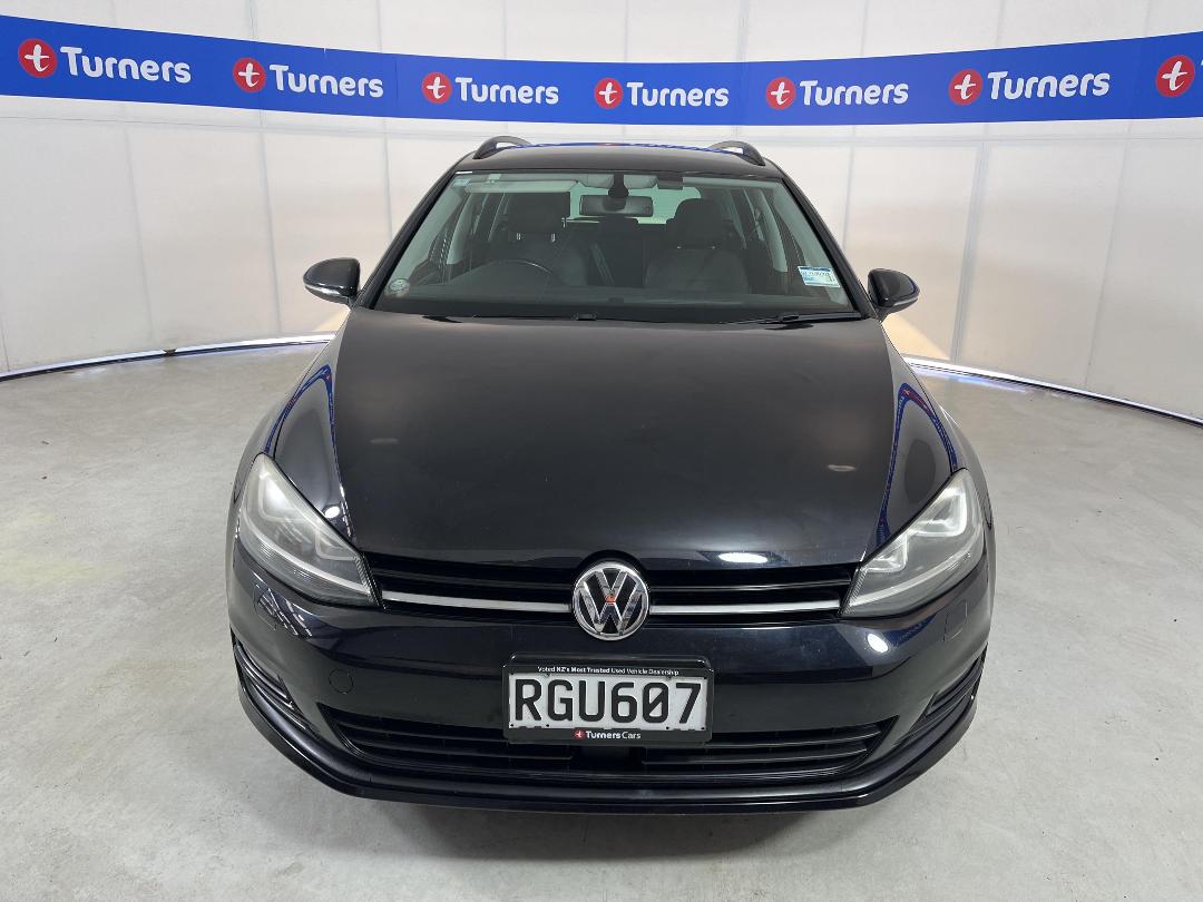 Photo '2' of Volkswagen Golf Photo '2' of Volkswagen Golf