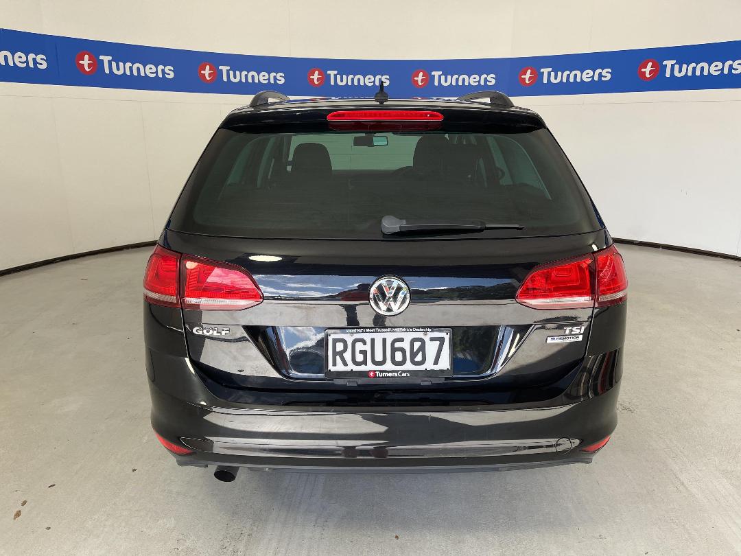 Photo '6' of Volkswagen Golf Photo '6' of Volkswagen Golf