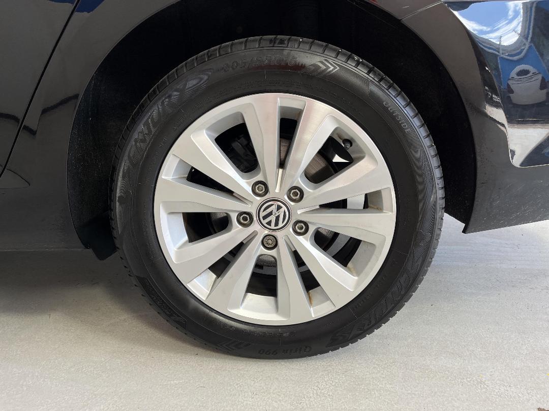 Photo '11' of Volkswagen Golf Photo '11' of Volkswagen Golf