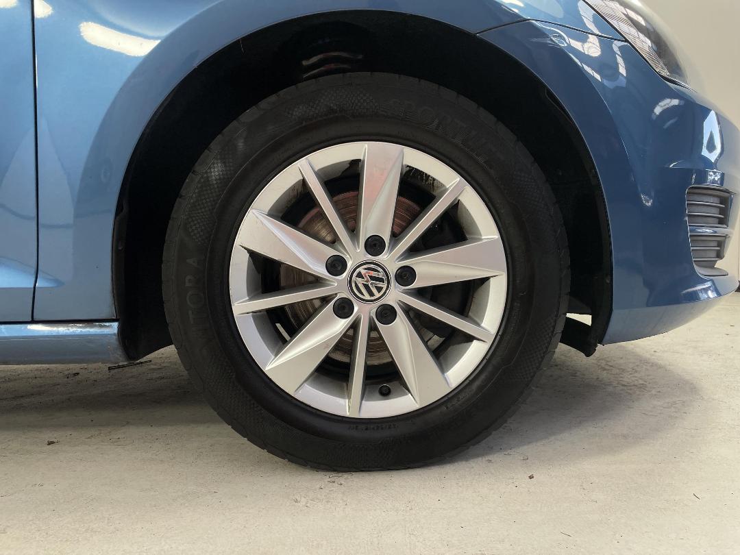 Photo '9' of Volkswagen Golf