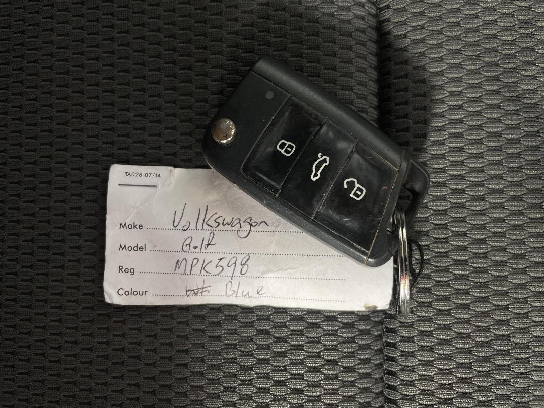 Photo '22' of Volkswagen Golf