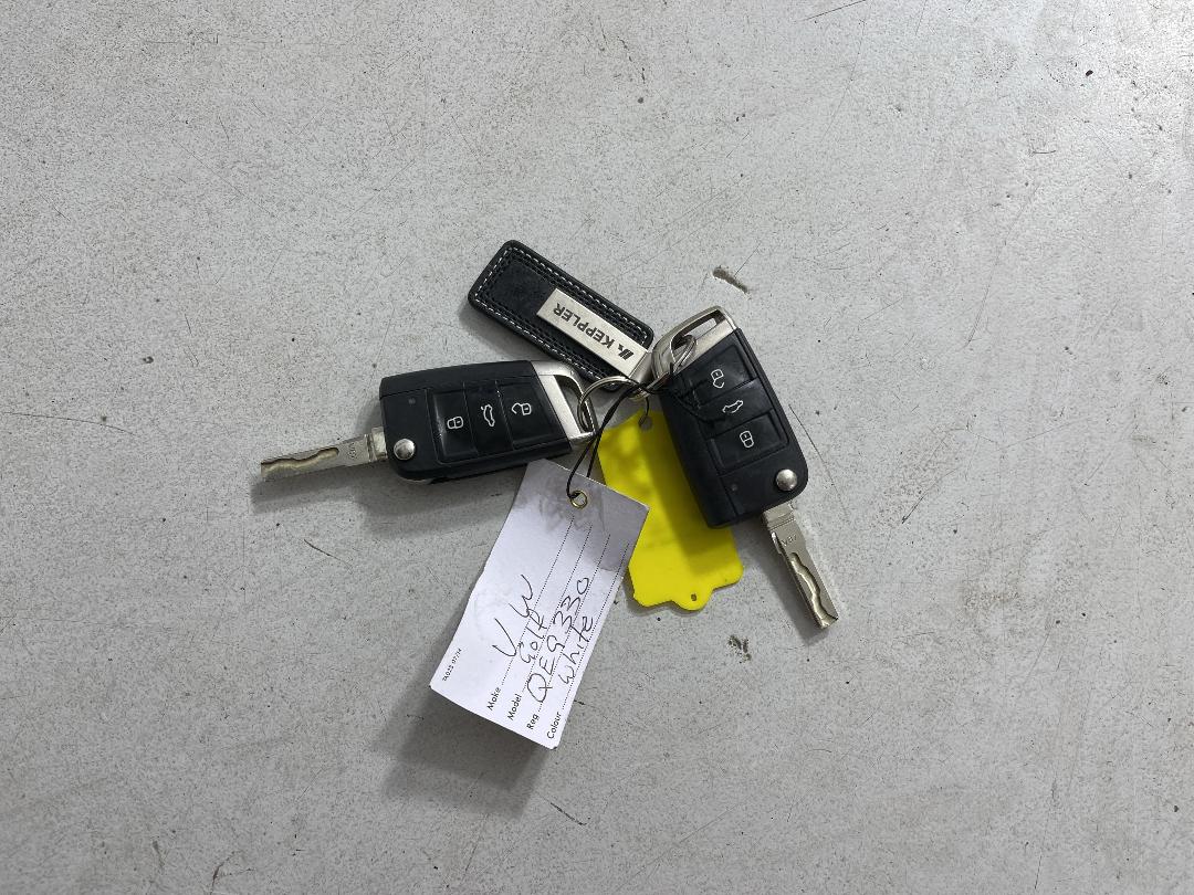 Photo '22' of Volkswagen Golf Photo '22' of Volkswagen Golf