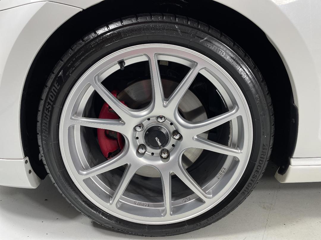 Photo '10' of Volkswagen Golf