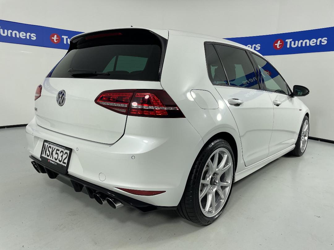 Photo '7' of Volkswagen Golf