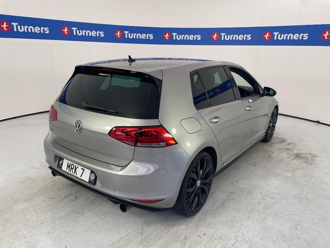 Photo '7' of Volkswagen Golf Photo '7' of Volkswagen Golf