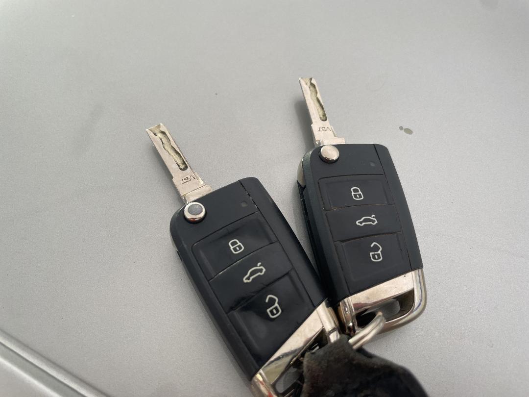 Photo '22' of Volkswagen Golf Photo '22' of Volkswagen Golf