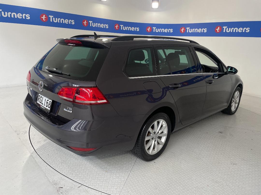 Photo '7' of Volkswagen Golf