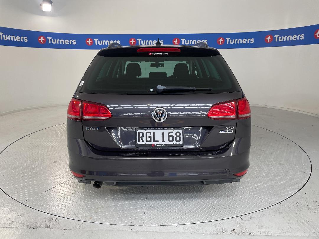 Photo '6' of Volkswagen Golf