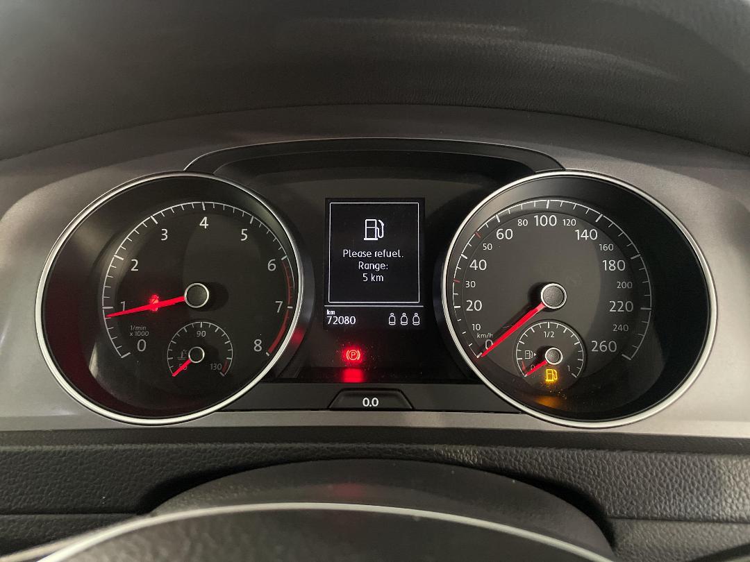 Photo '21' of Volkswagen Golf