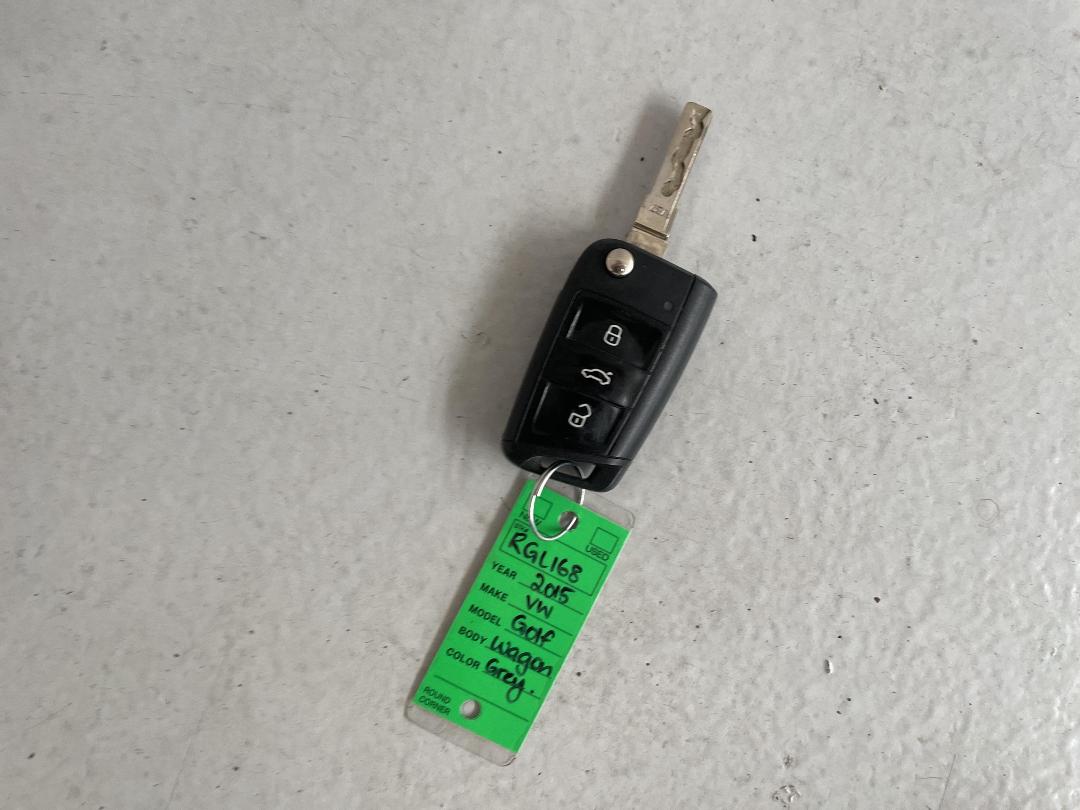 Photo '22' of Volkswagen Golf