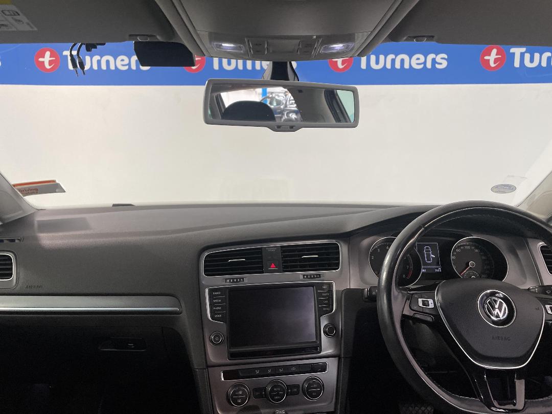 Photo '17' of Volkswagen Golf