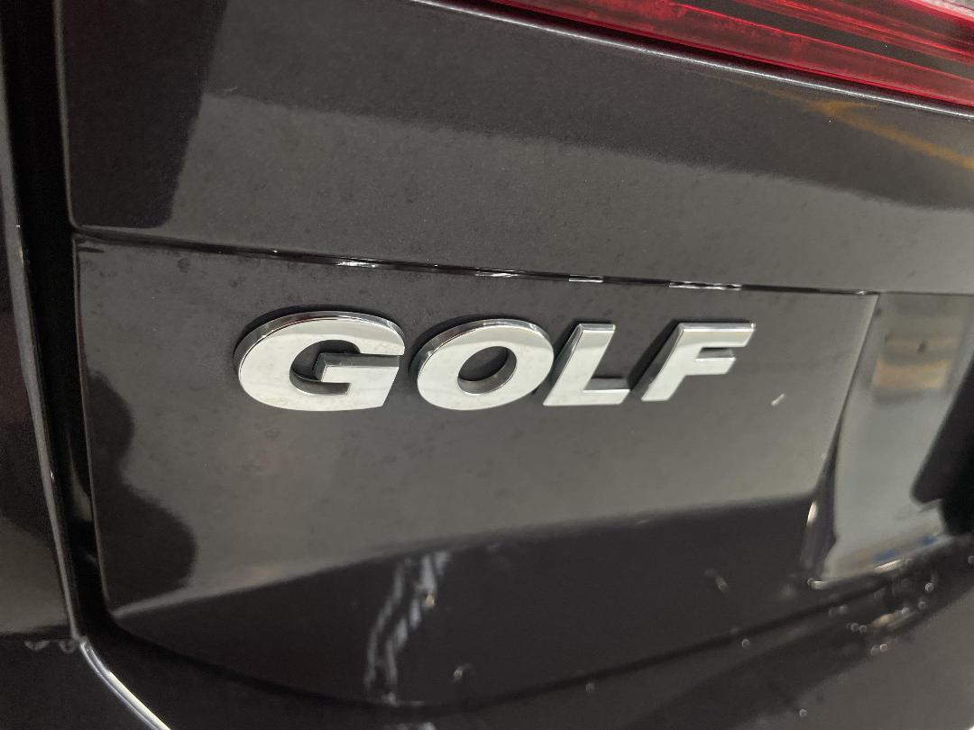 Photo '36' of Volkswagen Golf