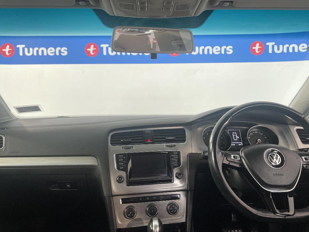 Photo '17' of Volkswagen Golf