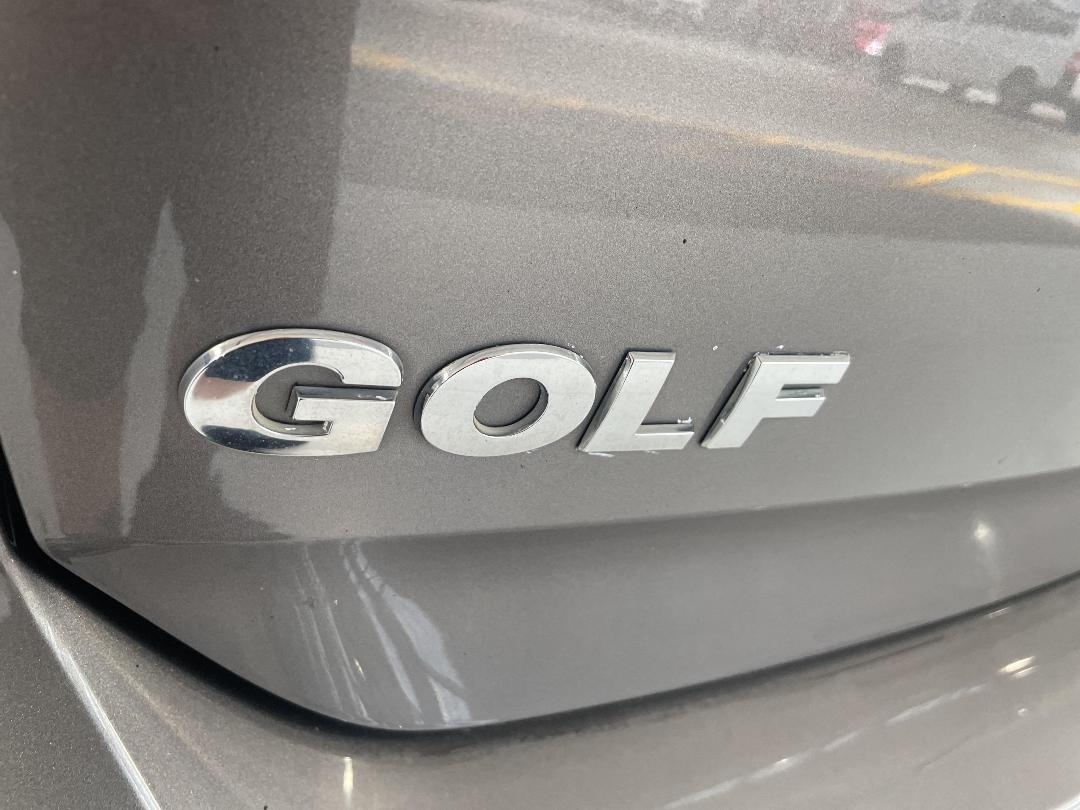 Photo '34' of Volkswagen Golf