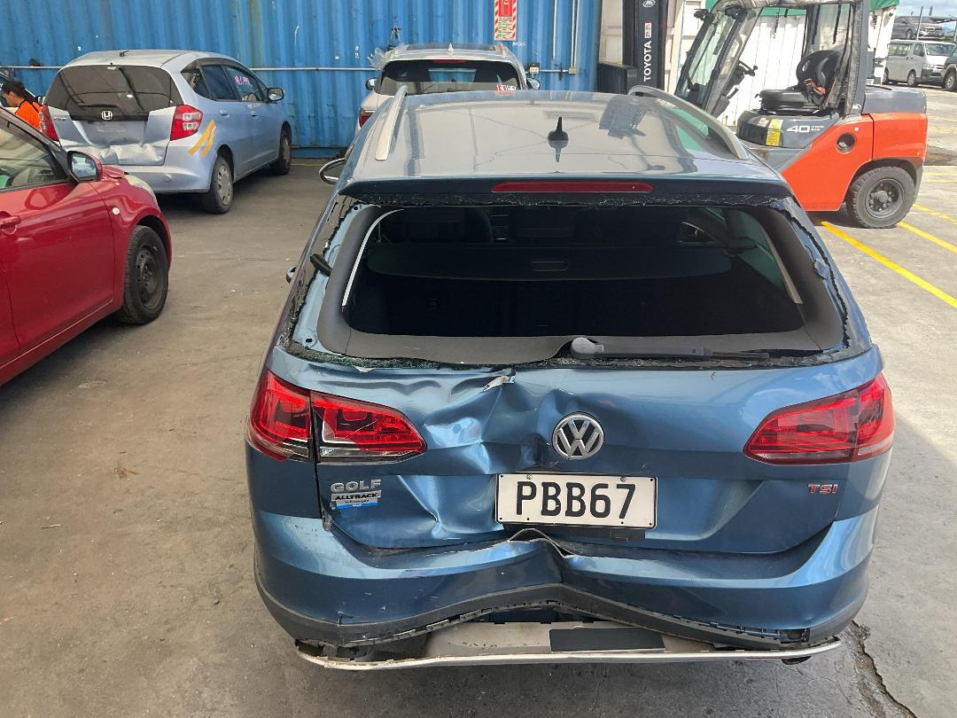 Photo '12' of Volkswagen Golf Photo '12' of Volkswagen Golf