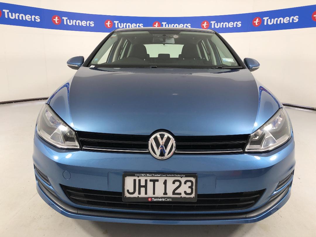 Photo '2' of Volkswagen Golf Photo '2' of Volkswagen Golf