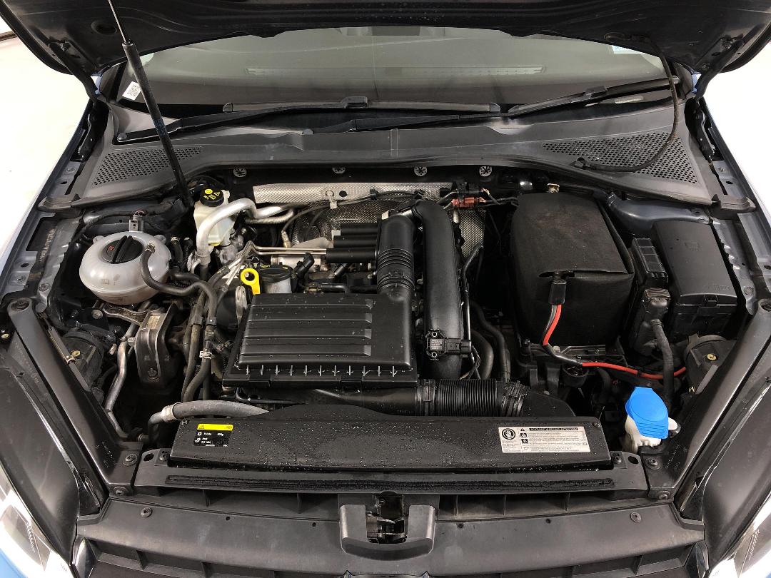 Photo '13' of Volkswagen Golf Photo '13' of Volkswagen Golf