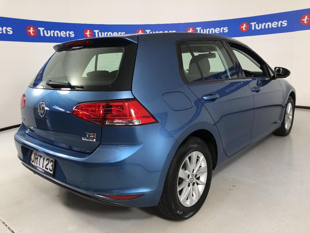 Photo '7' of Volkswagen Golf Photo '7' of Volkswagen Golf