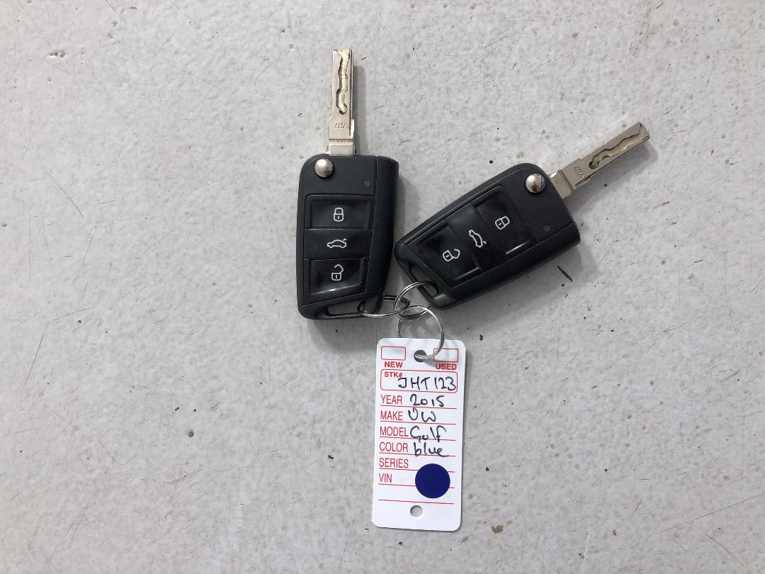 Photo '22' of Volkswagen Golf Photo '22' of Volkswagen Golf