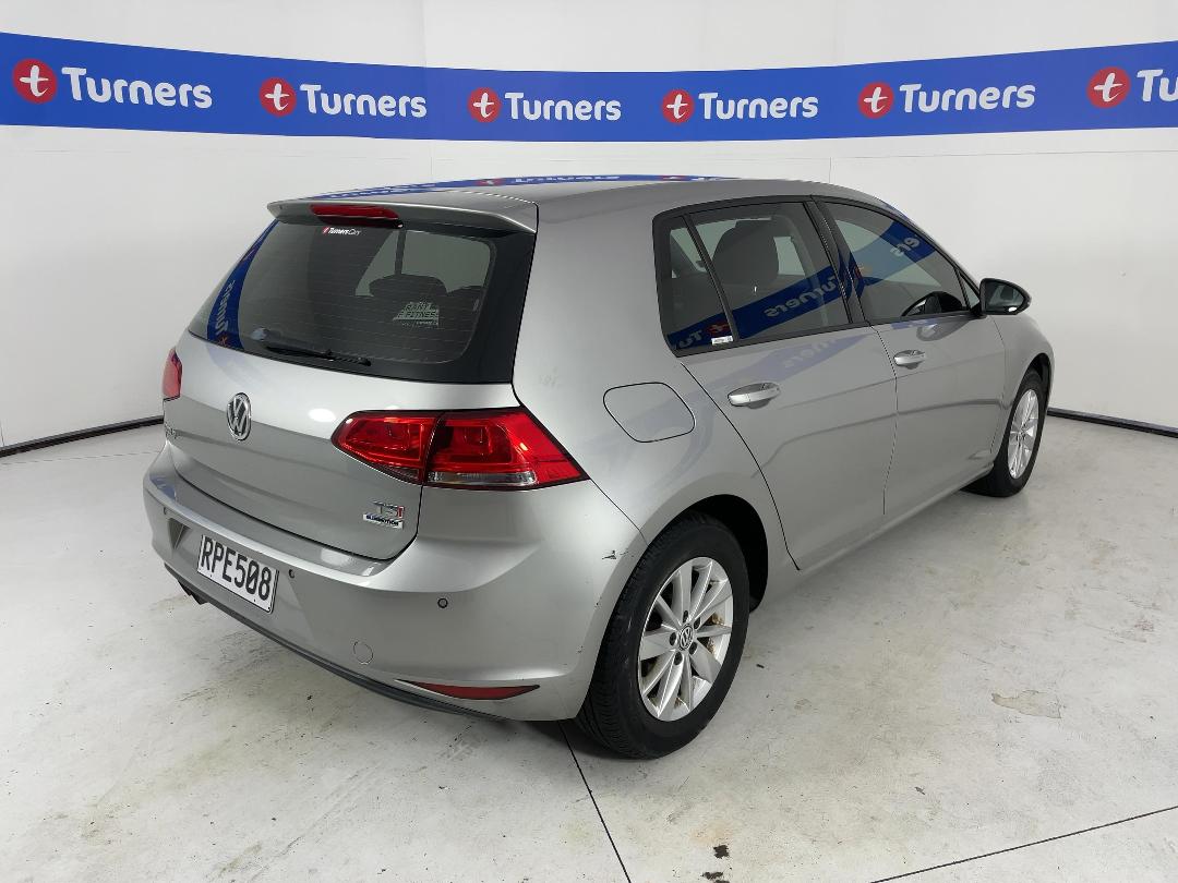 Photo '7' of Volkswagen Golf Photo '7' of Volkswagen Golf